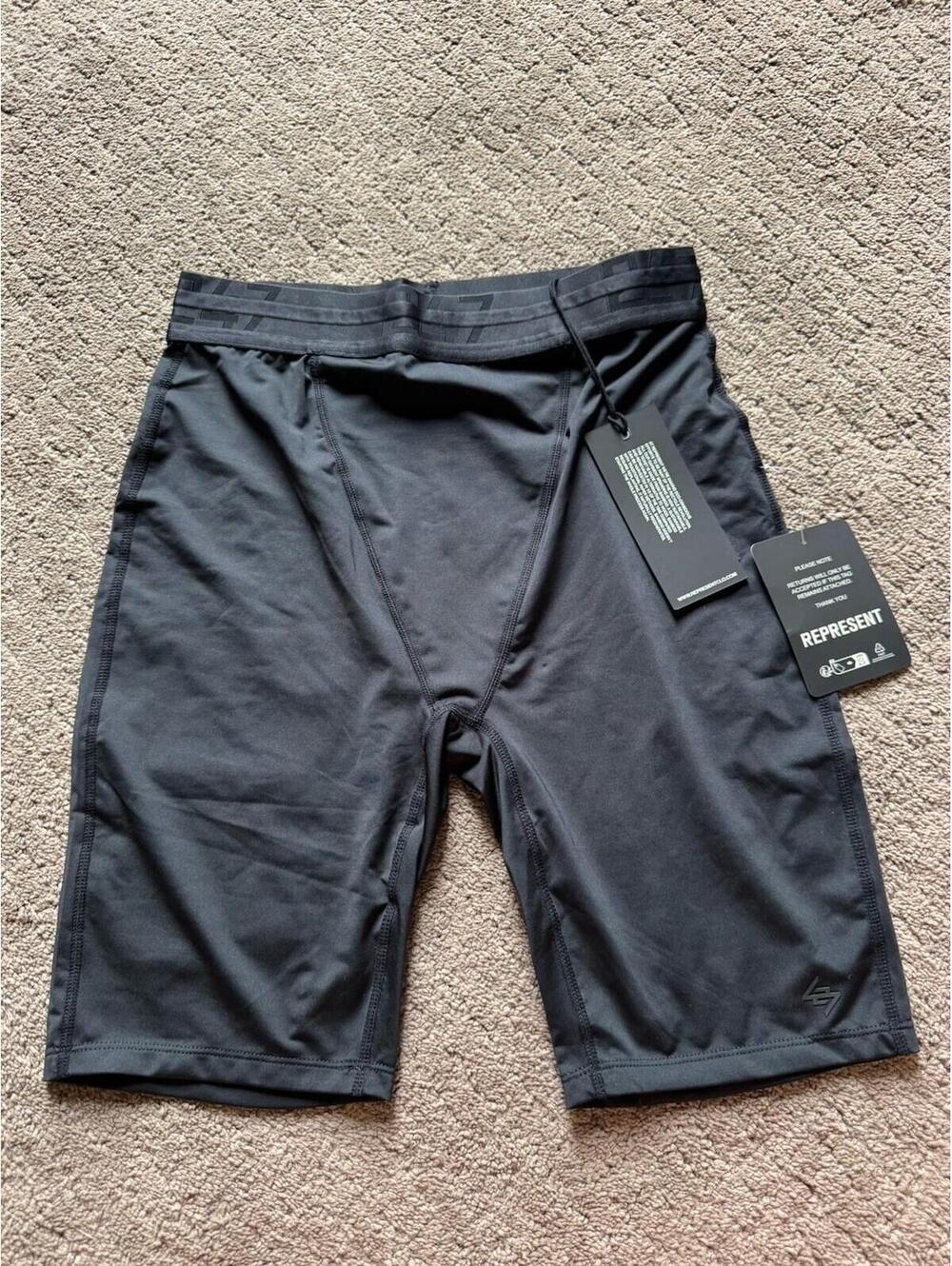Represent Women’s 24/7 Compound  Short Black Size S